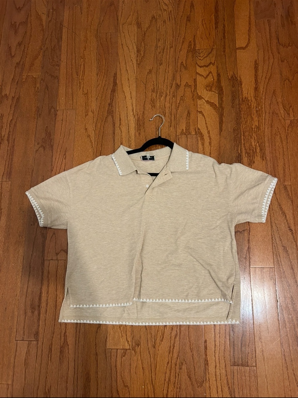 Tuckernuck Beige Trim Polo Top Size Large Preppy Coastal Chic - Picture 3 of 7